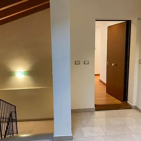 Interno 8 Con Box Auto Privato Gratuito Appartement Ferrare