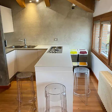 Appartamento Interno 8 Con Box Auto Privato Gratuito *